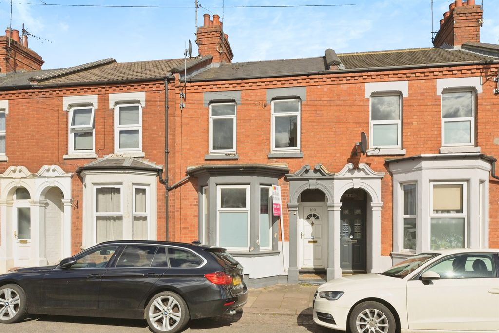 Property photo 1 of 17 Image