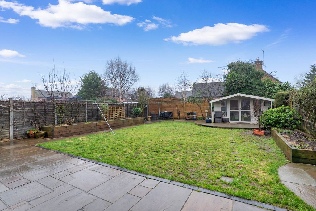 Property photo 2 of 14