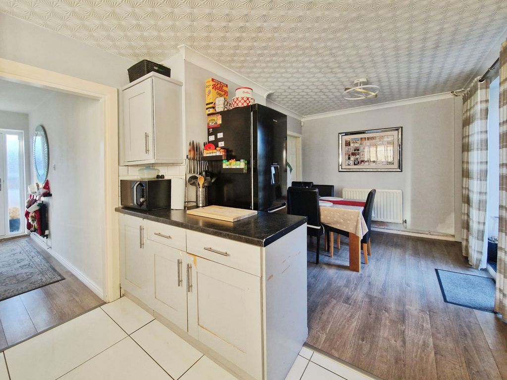 Property photo 2 of 19 2Db351d7-1000082768