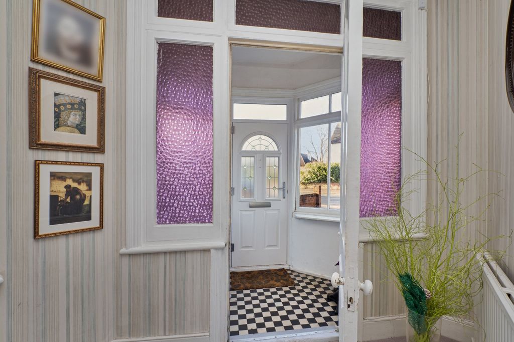 Property photo 3 of 34 Picture No. 27