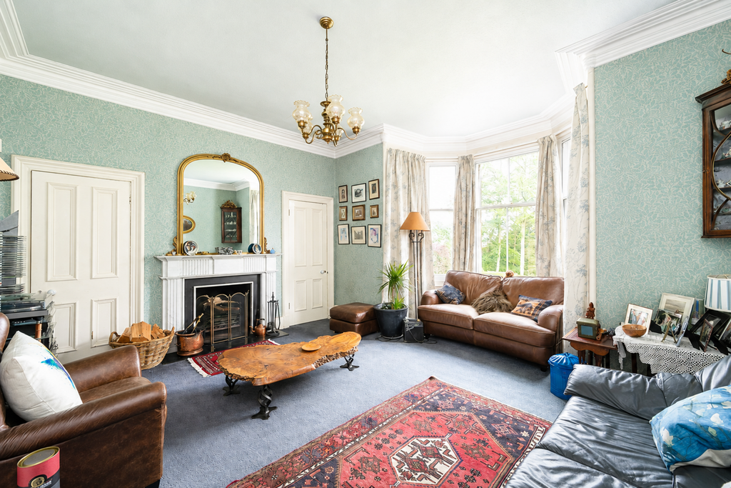 Property photo 2 of 40