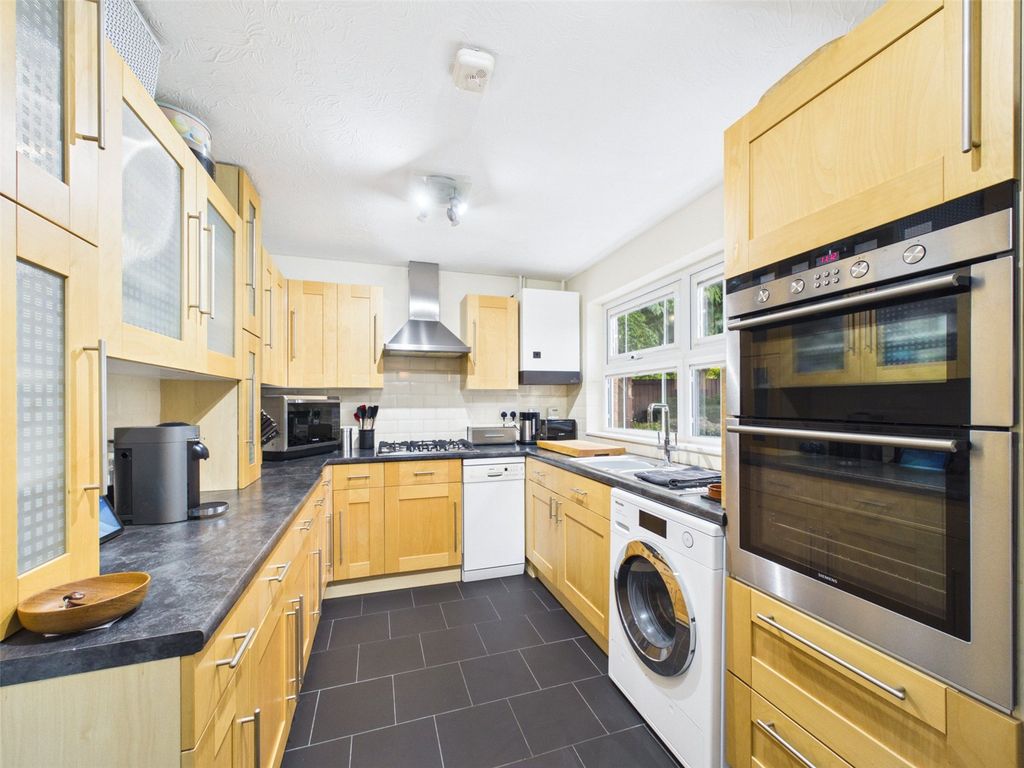 Property photo 2 of 24 Picture No. 42
