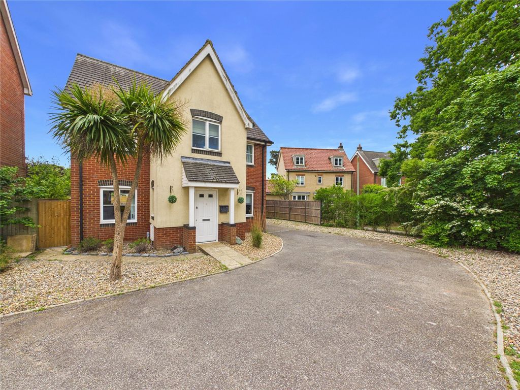 Property photo 1 of 19 Picture No. 05