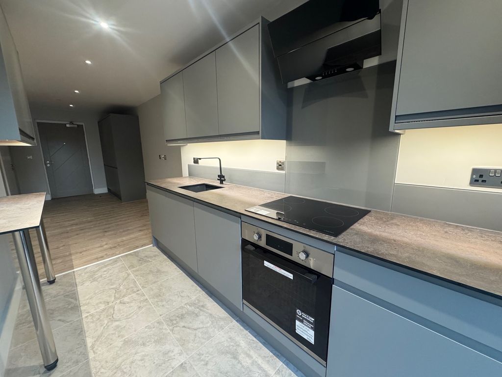 Property photo 1 of 16 Image