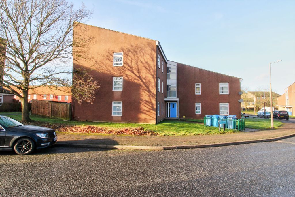 Property photo 2 of 14