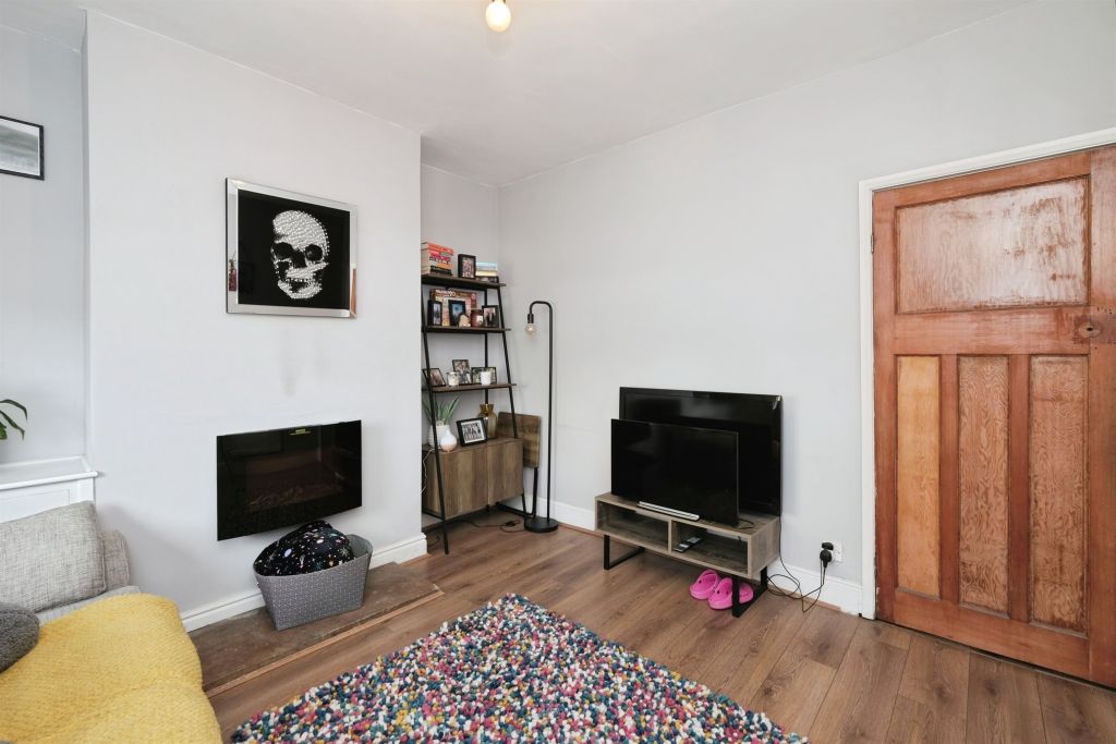 Property photo 2 of 19