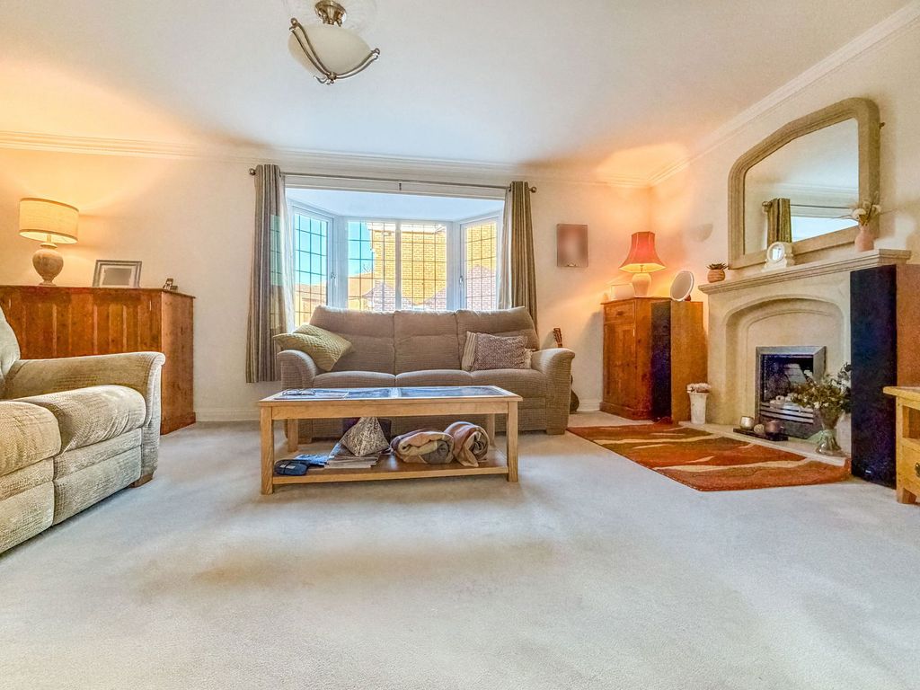 Property photo 3 of 22