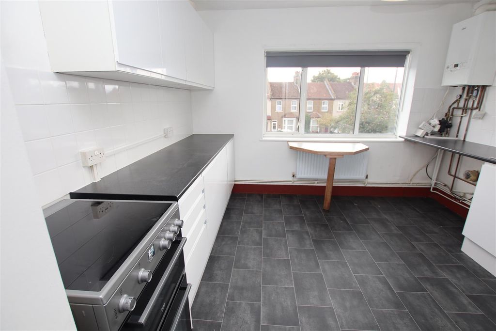 Property photo 3 of 11 Img_6500.Jpg
