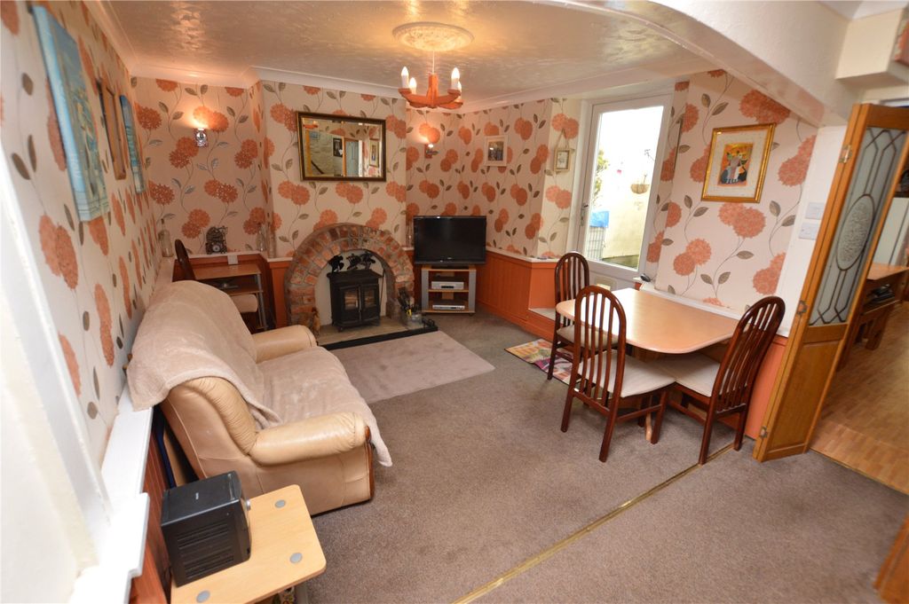 Property photo 3 of 17 Picture No. 05