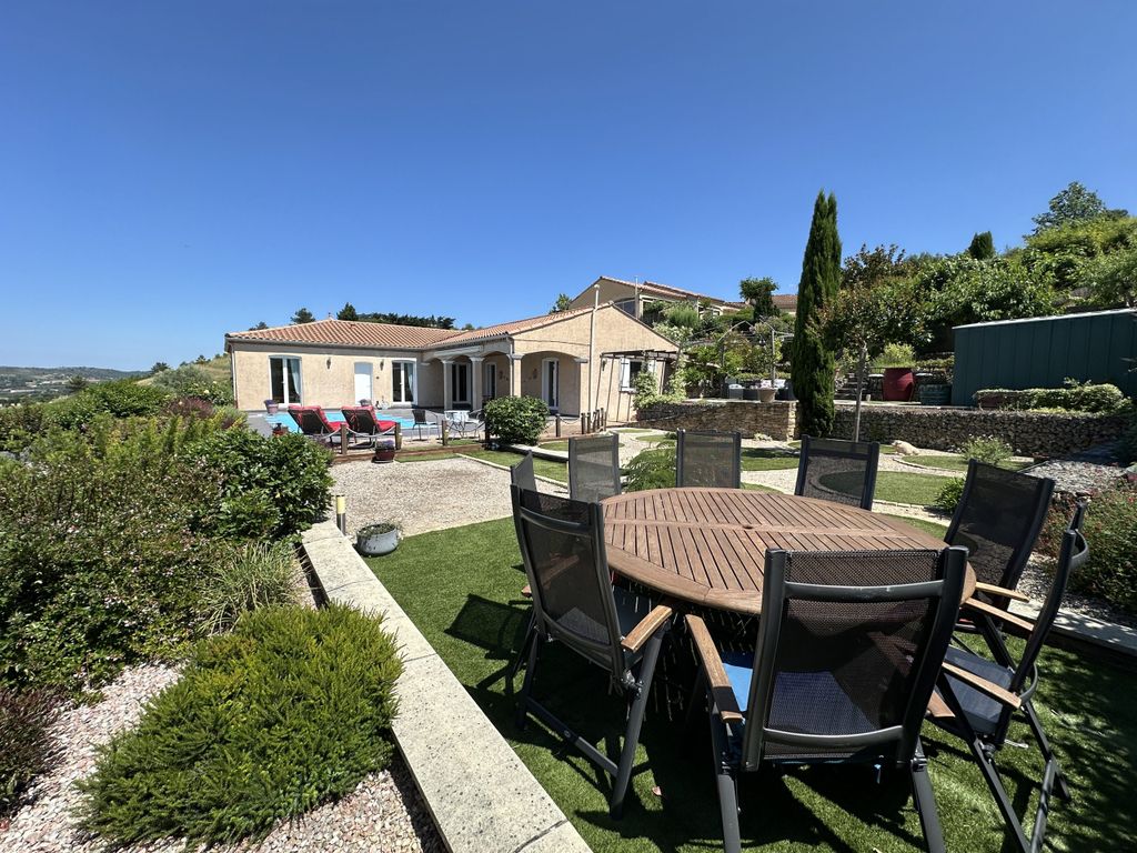 Property photo 3 of 25