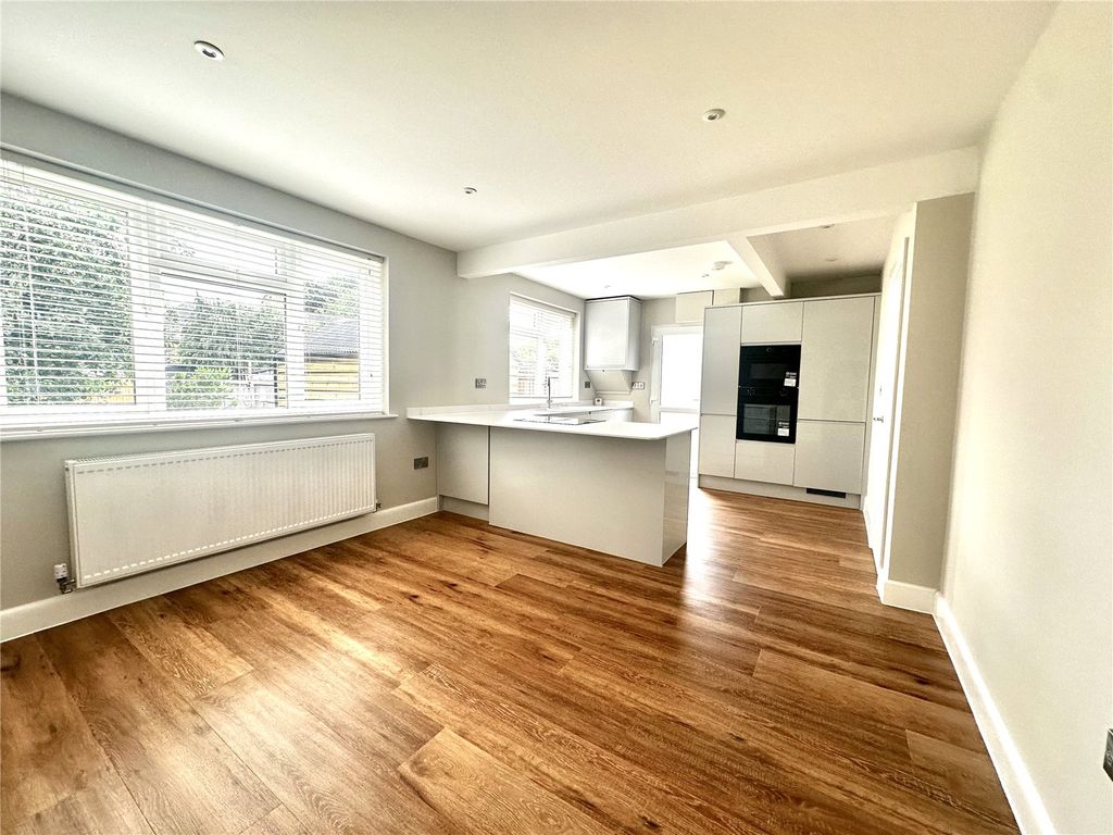 Property photo 2 of 10 Picture No. 03