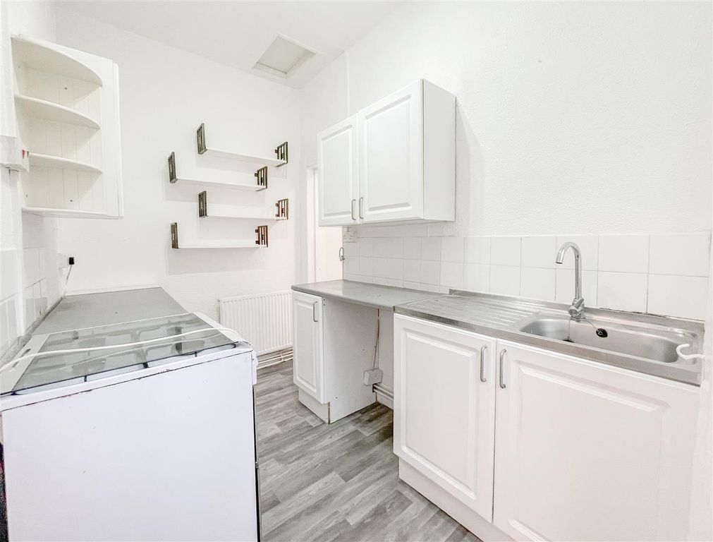 Property photo 2 of 13 Kitchen