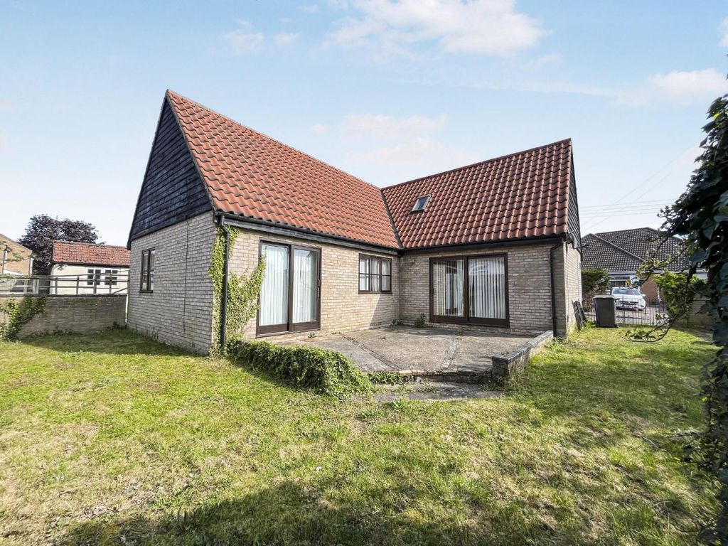 Property photo 1 of 16 Tlc_2Bfa3672-2480-4B8F-90F4-B59053E34A51_8249956.J