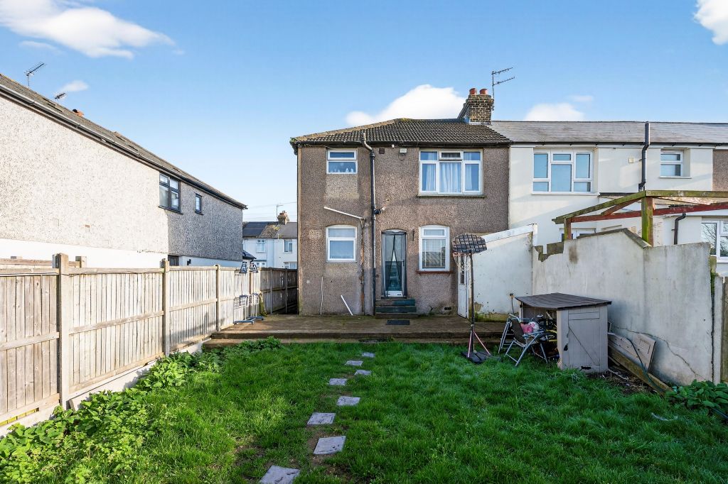 Property photo 3 of 20 Garden