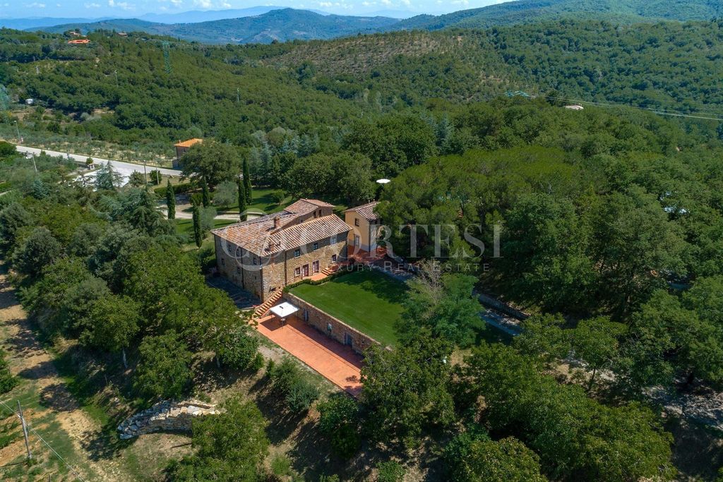 Property photo 1 of 60 Panoramic Estate With 1400S Farmhouse And Organic Vineyards