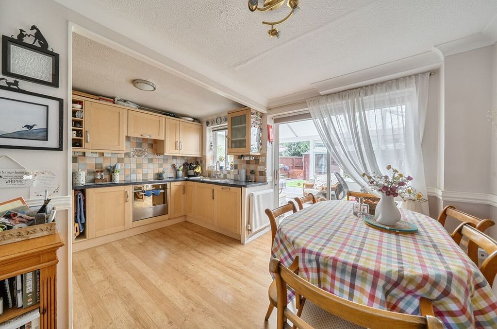Property photo 2 of 12 14849469