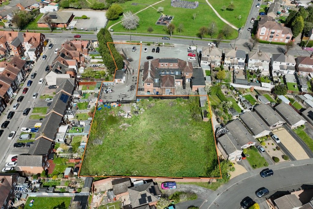 Property photo 3 of 10 Photo 21