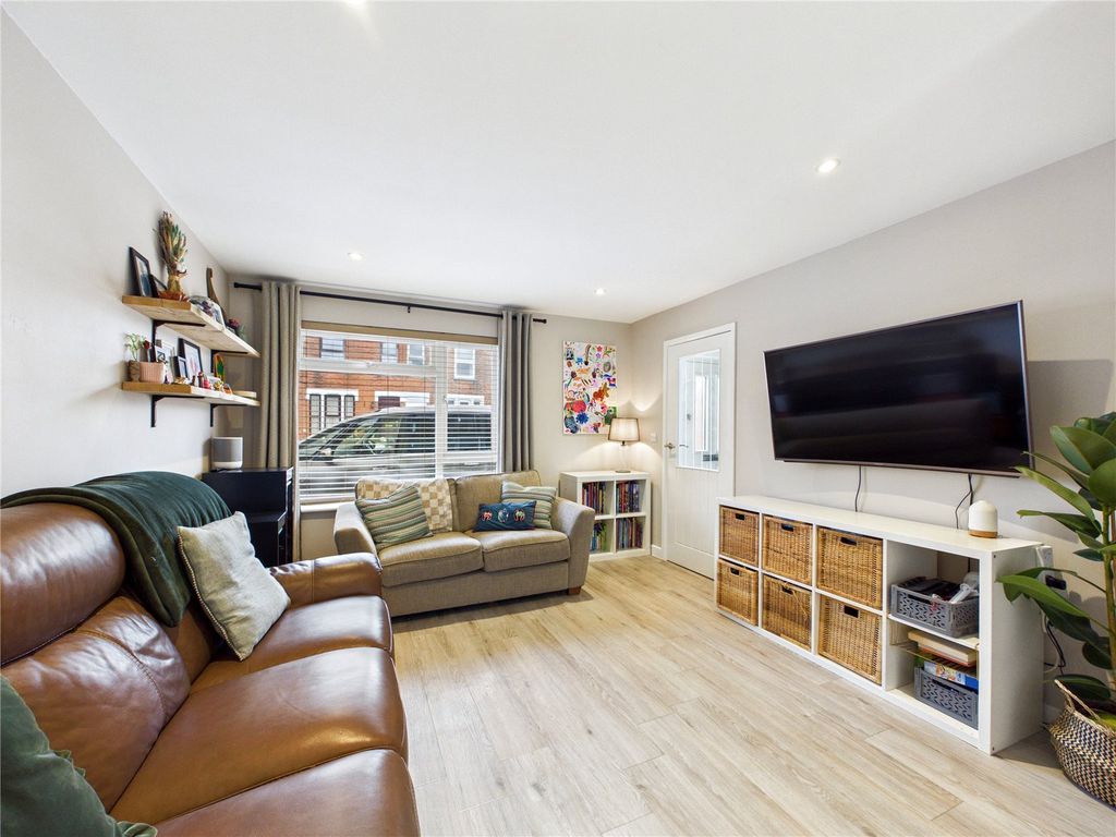 Property photo 2 of 11 Picture No. 02