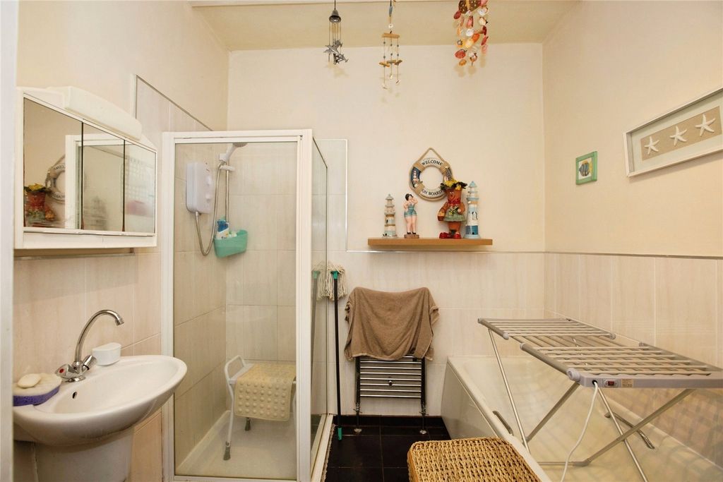 Property photo 3 of 17 Picture No. 09