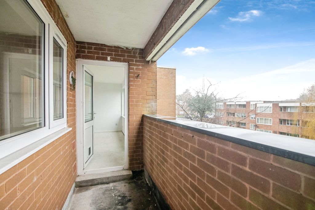 Property photo 3 of 18 Pbox-Img.Jpg