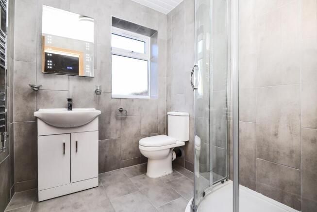 Property photo 3 of 6 Bathroom