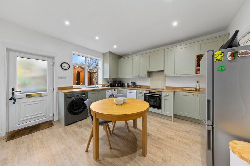 Property photo 2 of 26 Kitchen Diner