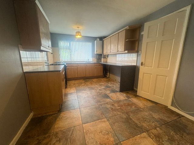 Property photo 3 of 19 Entrance Porch