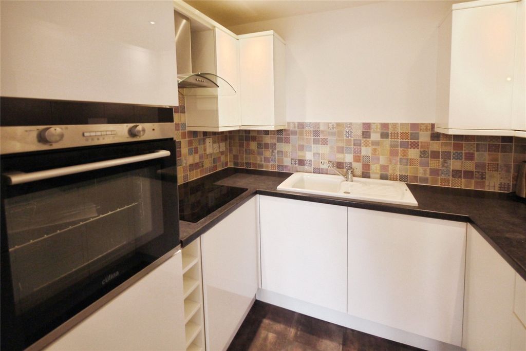 Property photo 3 of 9 Picture No. 09