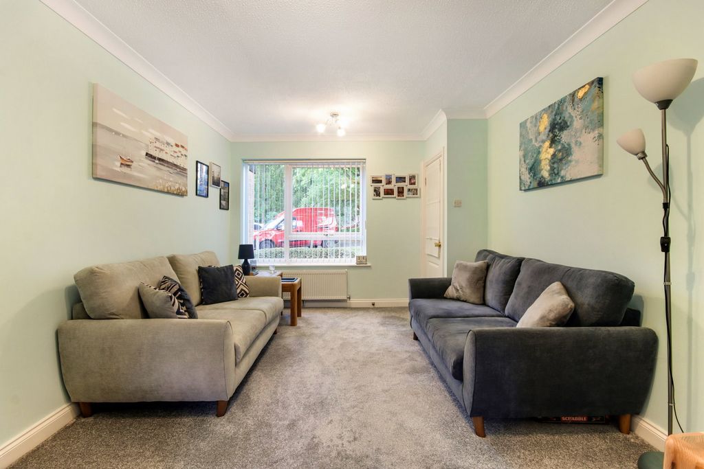 Property photo 3 of 14