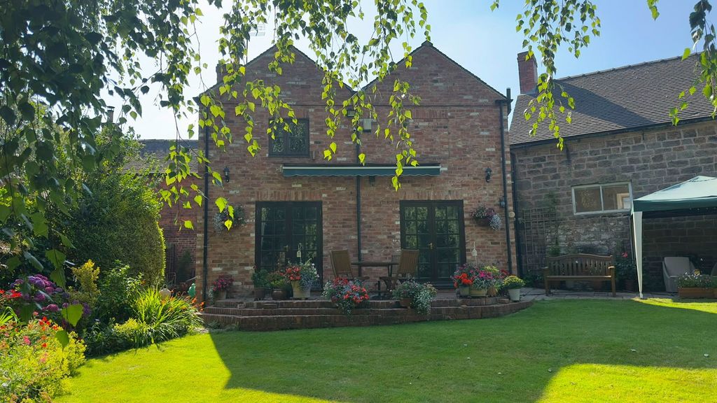 Property photo 2 of 57