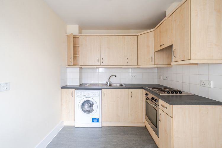 Property photo 3 of 12