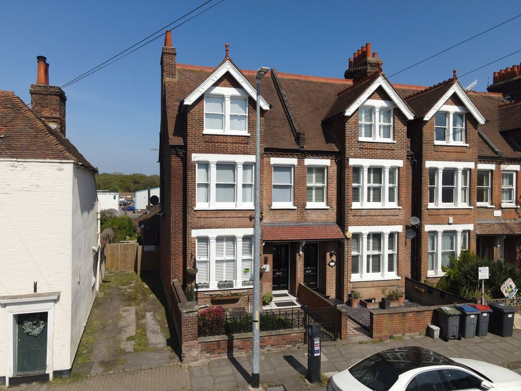 Property photo 1 of 38