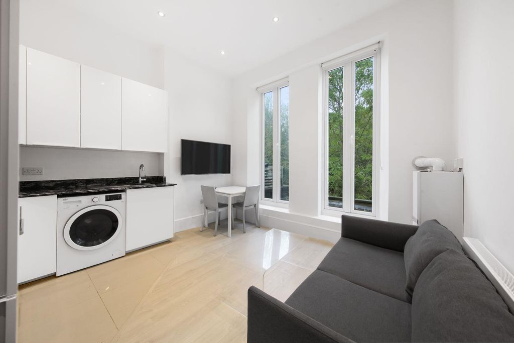 Property photo 3 of 5 18029966 (6).Jpg