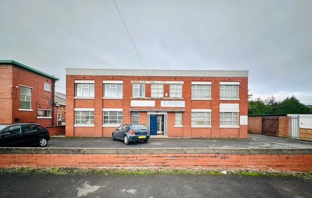 Property photo 1 of 30