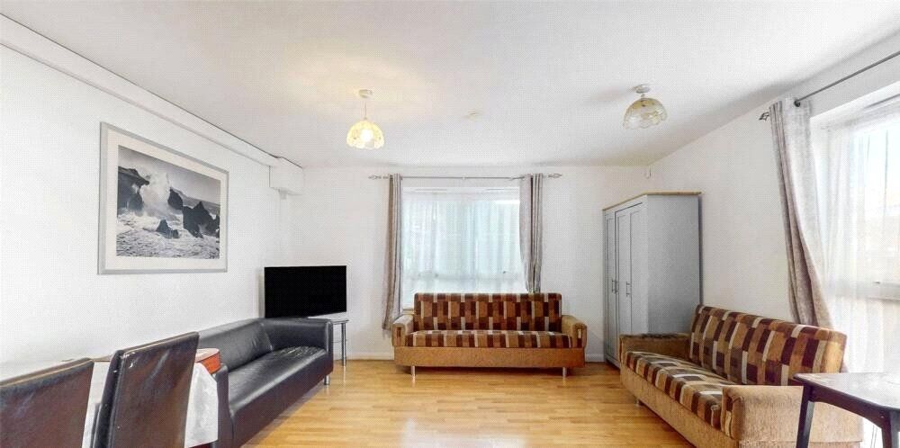 Property photo 3 of 12 Picture No. 20