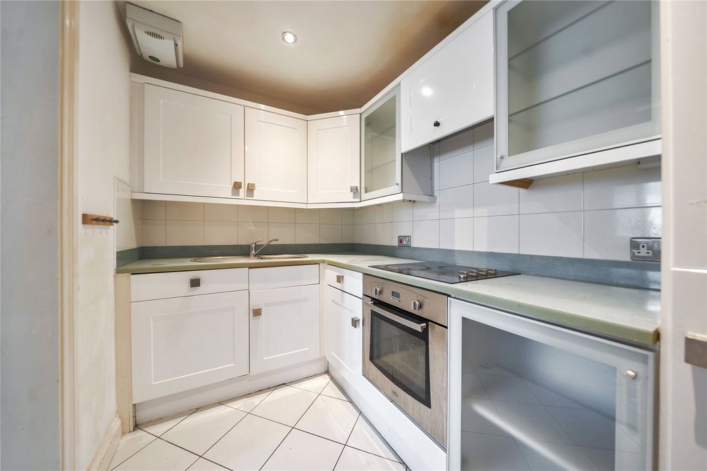 Property photo 2 of 12 Picture No. 10