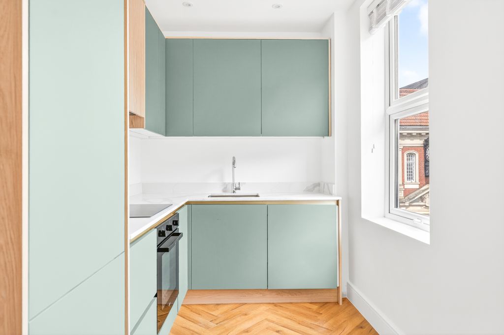 Property photo 2 of 6