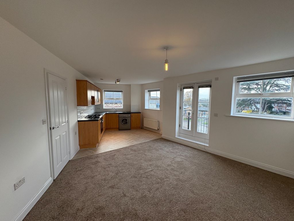 Property photo 2 of 6 Image