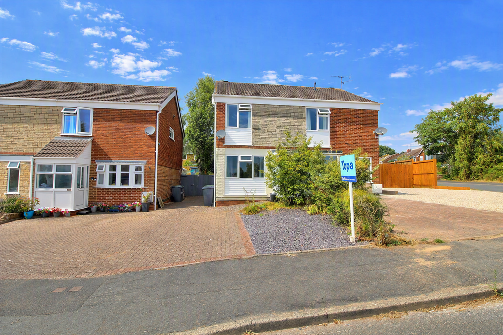 Property photo 1 of 22 Front