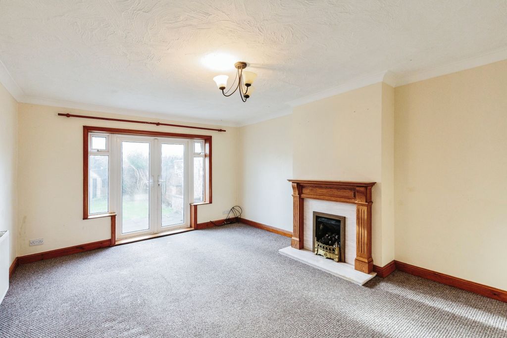 Property photo 2 of 17 Photography