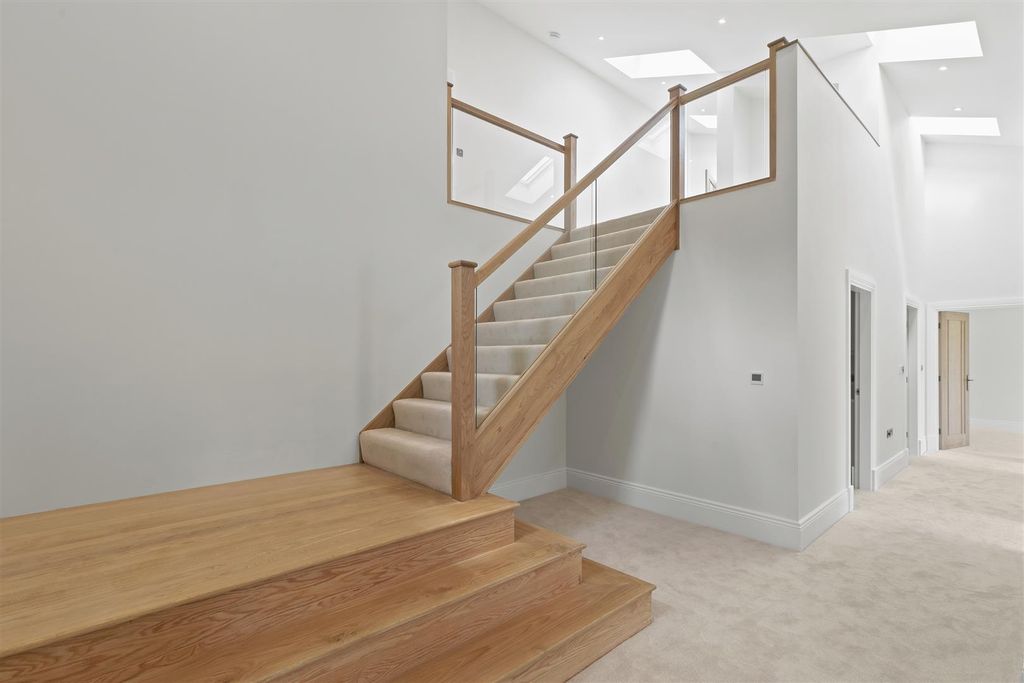 Property photo 3 of 34 Recep Hall.Jpg