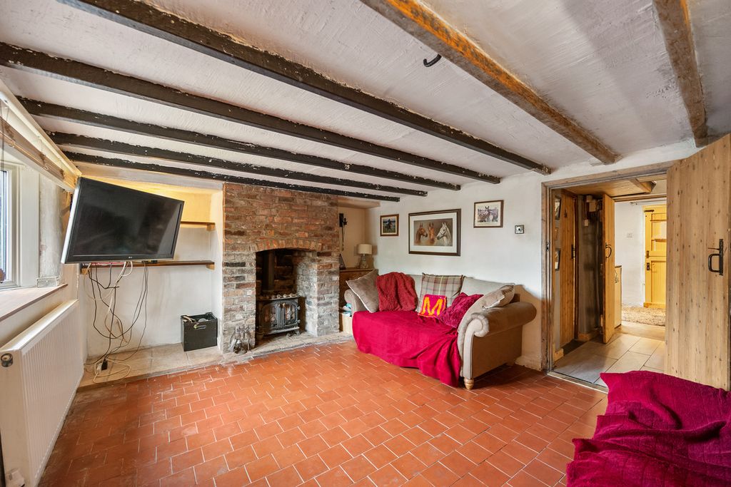 Property photo 3 of 13