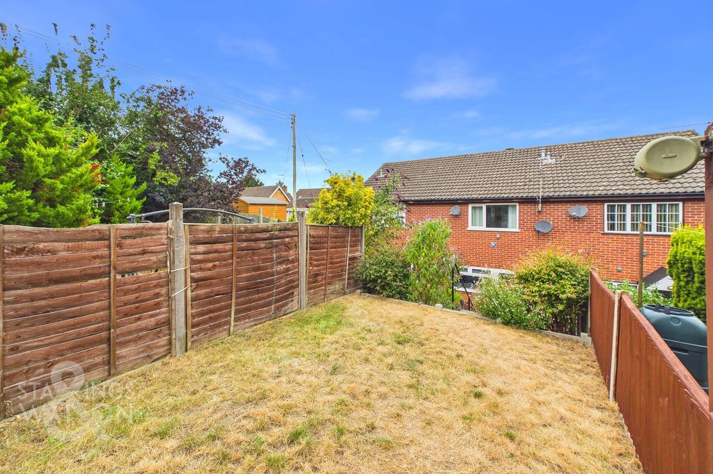 Property photo 1 of 30