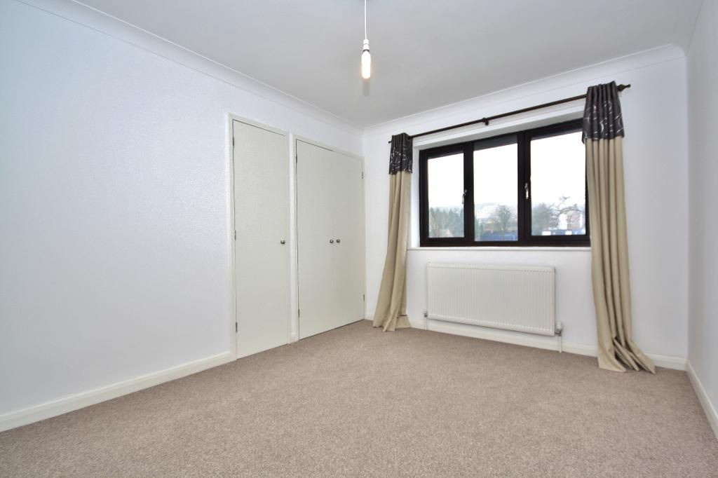 Property photo 3 of 10 Bedroom