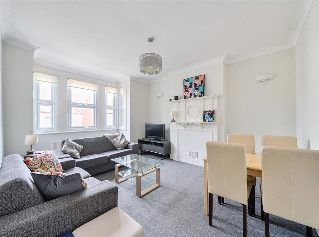 Property photo 1 of 8 19462576 (13).Jpg