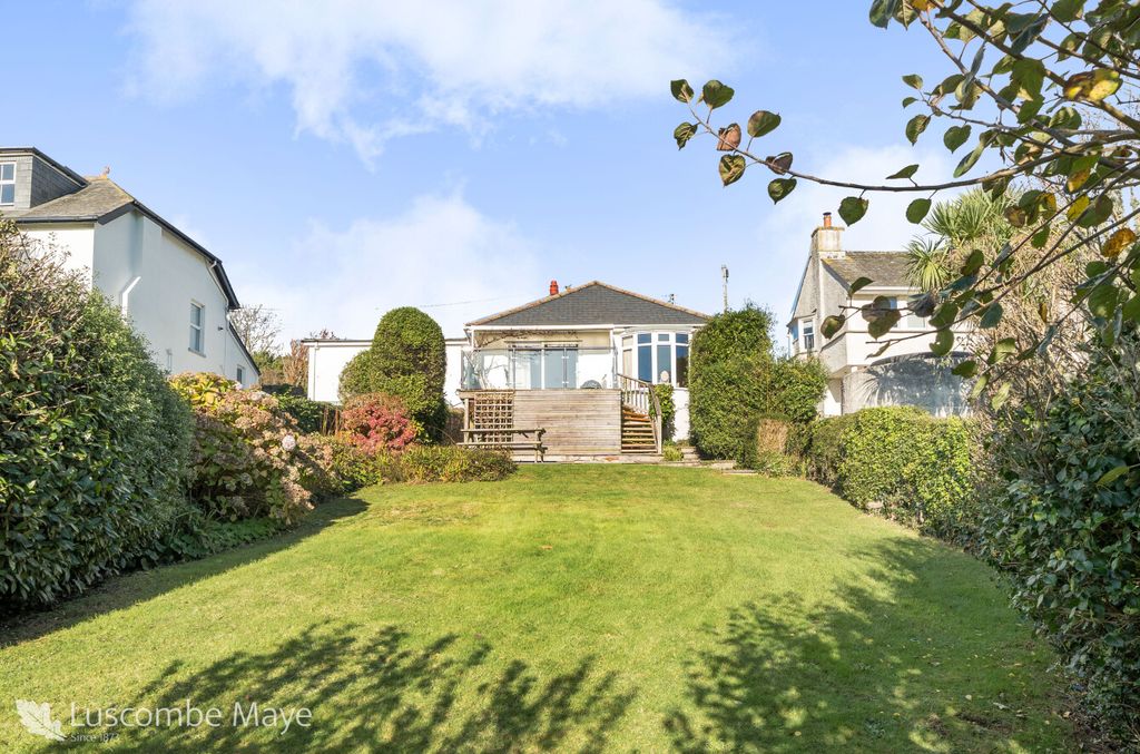 Property photo 1 of 22