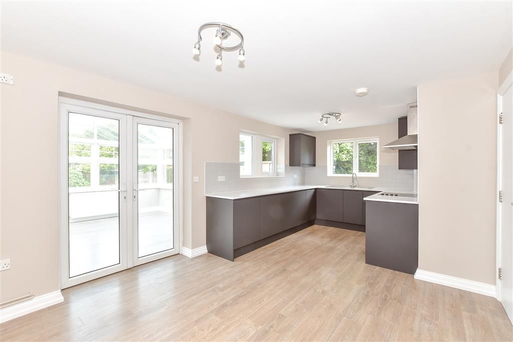 Property photo 3 of 15 Kitchen/Diner