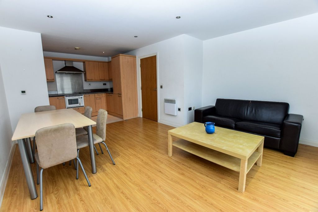 Property photo 2 of 11 Picture No. 10
