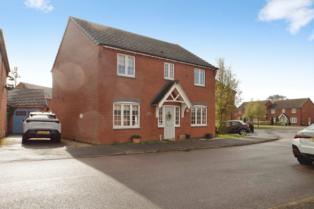 Property photo 2 of 23