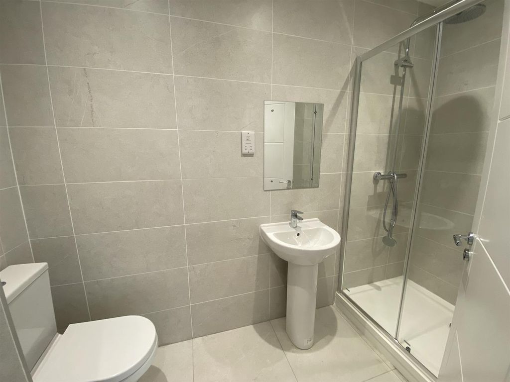 Property photo 3 of 9 Shower Room